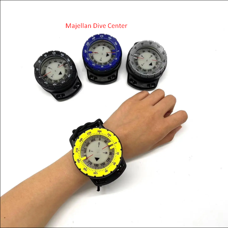 the Ultimate Guide to Underwater Scuba Compasses with Bungee Straps 2024